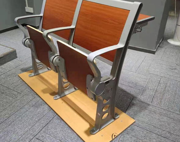 不銹鋼vs冷軋鋼，連排椅材質怎么挑？武漢連排椅廠家的4點選型建議